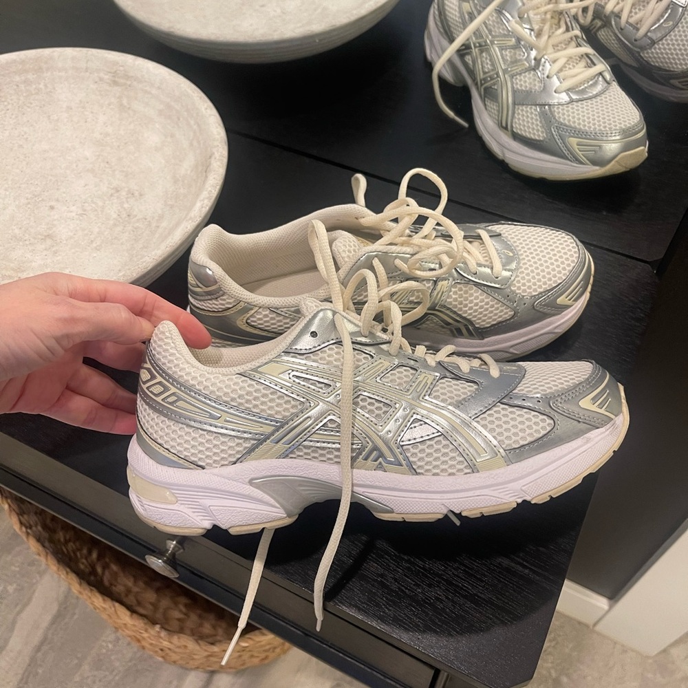 ASICS Women's Metallic Silver , white and cream Sneakers